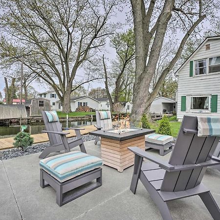 Waterfront Syracuse Home With Patio And Fire Pit! 外观 照片