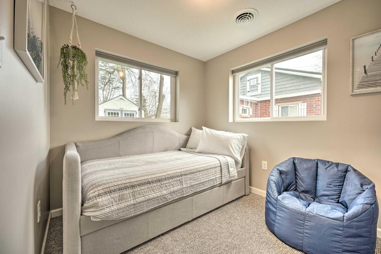 Waterfront Syracuse Home With Patio And Fire Pit! 外观 照片